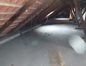 Zateplení bytového domu pomocí foukané izolace